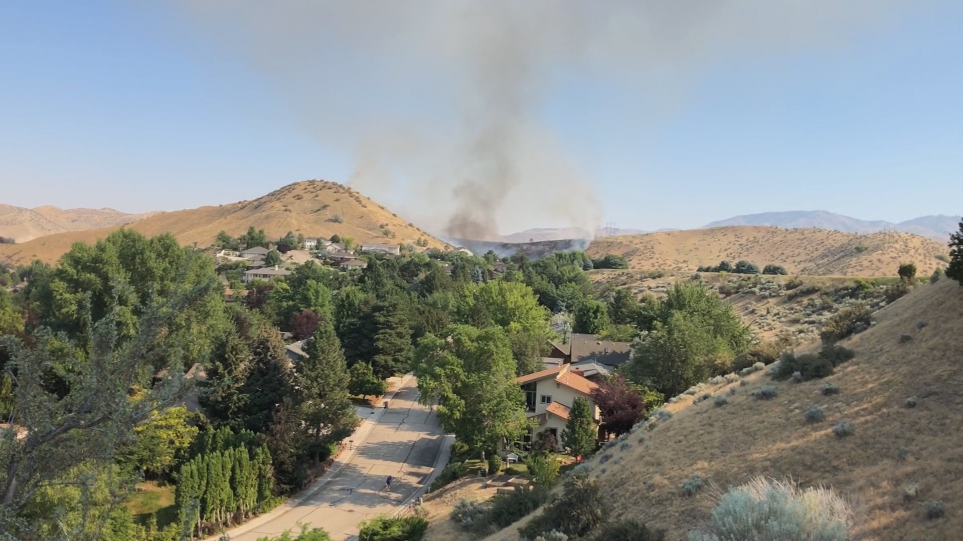 Boise foothills fire burning near Simplot Hill, Bogus Basin Road | ktvb.com