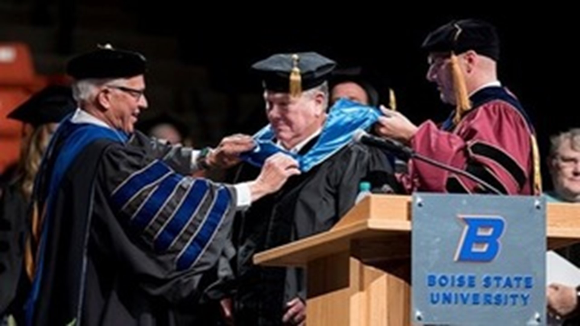 Boise State celebrates recordbreaking commencement