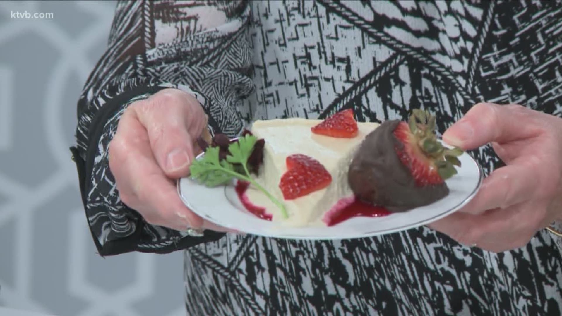 Chef Shel Leigh shows us how to make this delicious, healthy cheesecake.