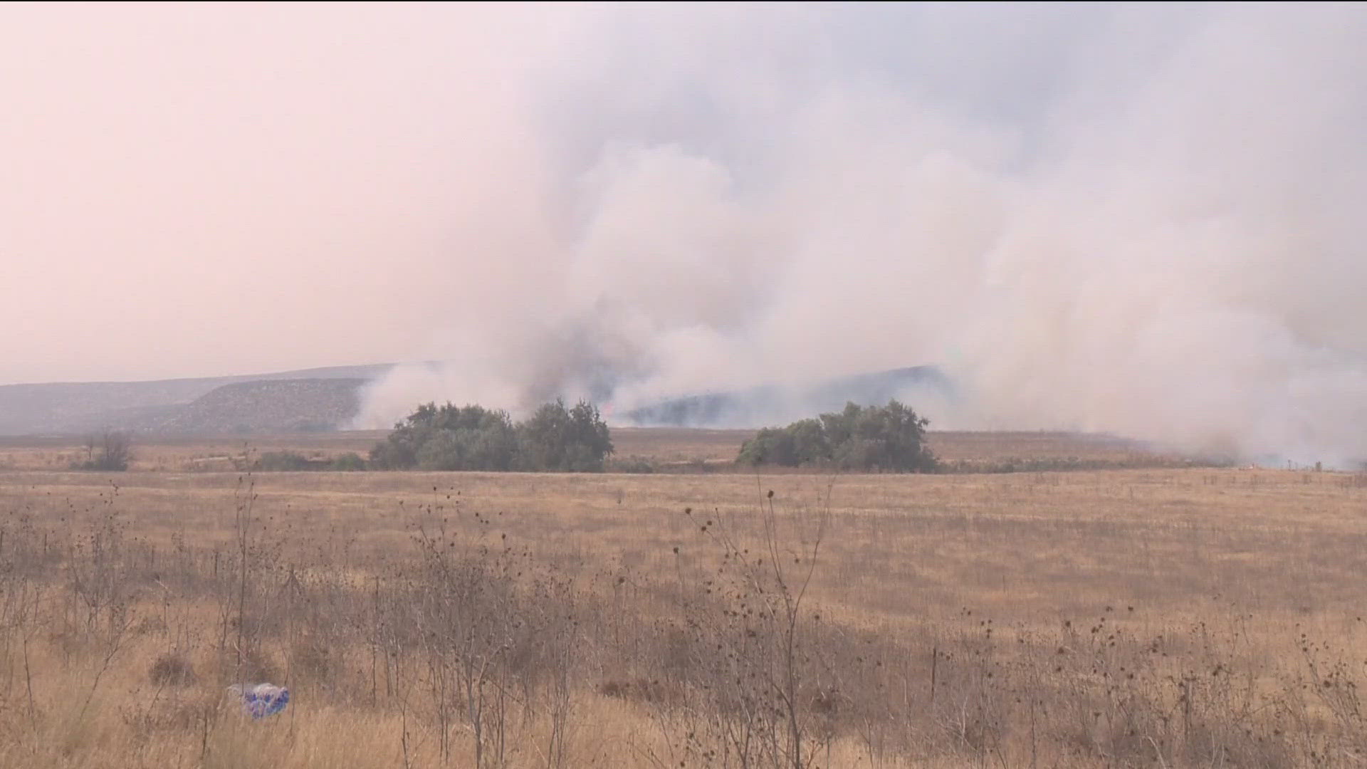 Durkee Fire prompts evacuations, closes I-84 in eastern Oregon | ktvb.com