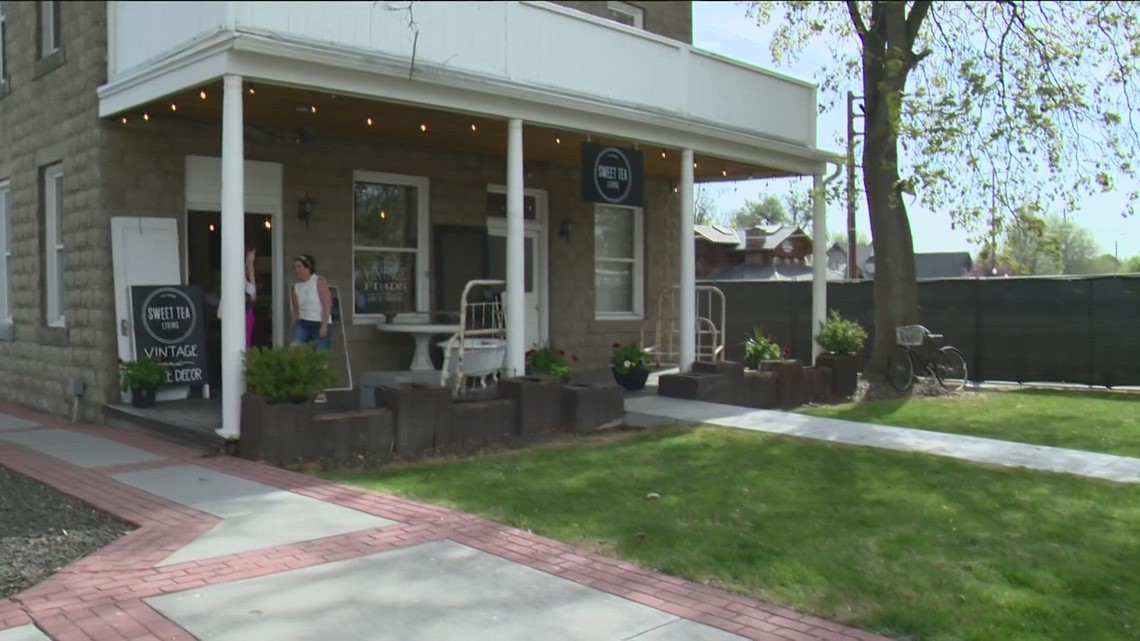 Downtown Eagle construction impacting nearby business owners - Vimarsana News