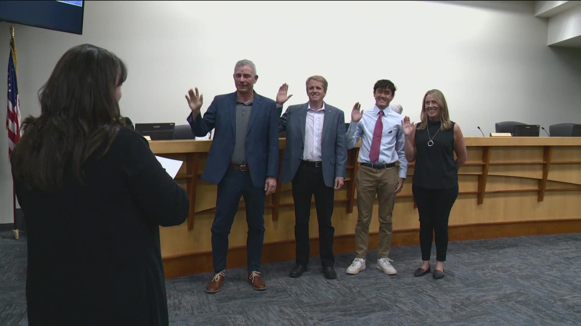 Five new Boise School Board members sworn in, including one student ...