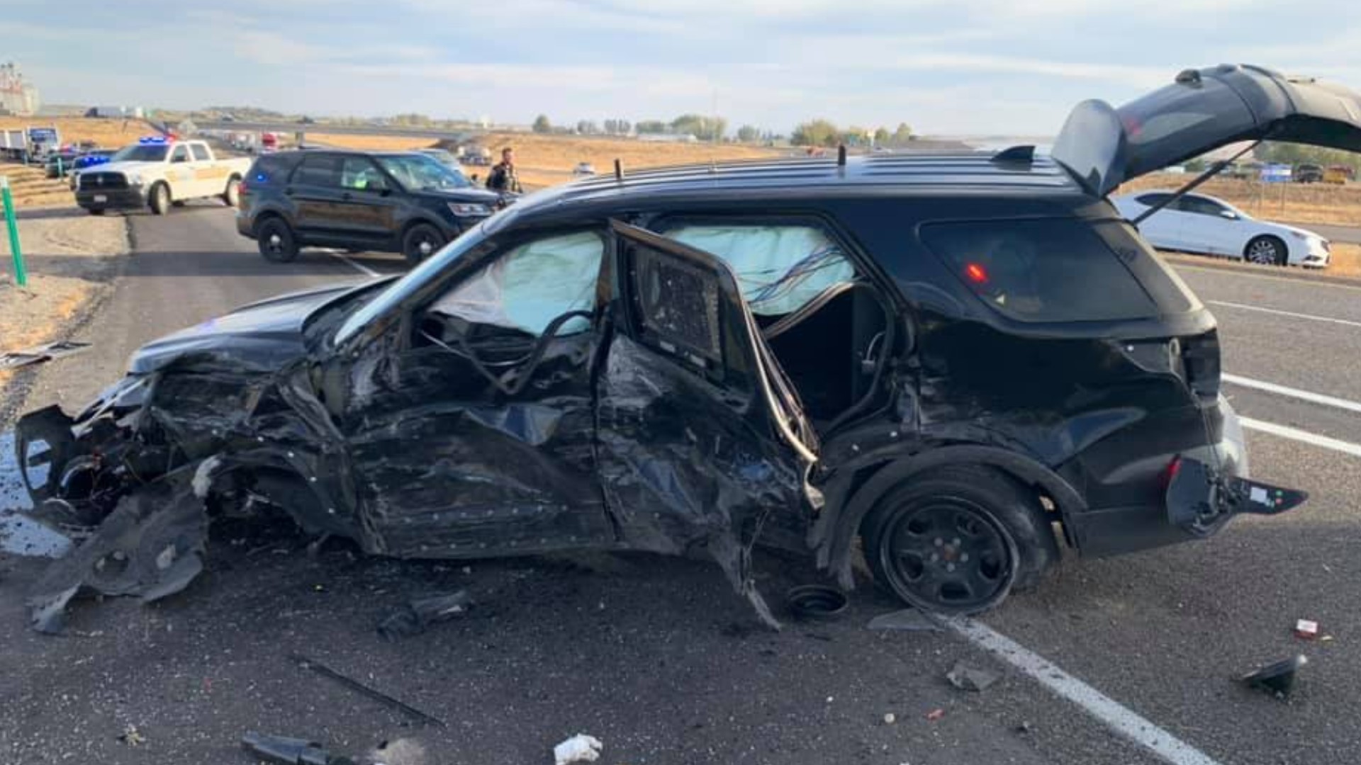 Three injured after highspeed chase and crash on I84 outside Twin