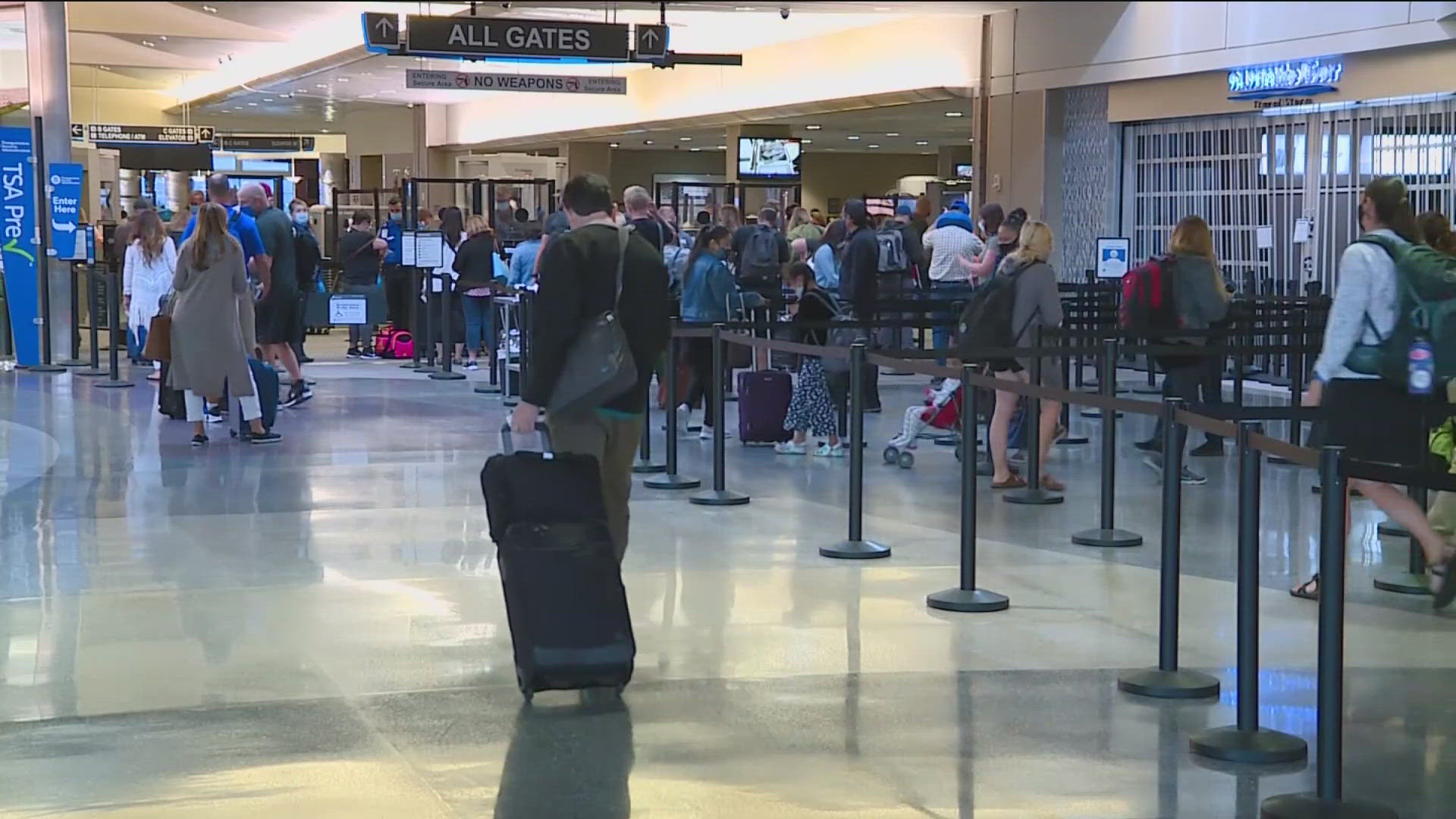 The Boise Airport announced the start of a food drive Monday for workers impacted by the federal government shutdown.