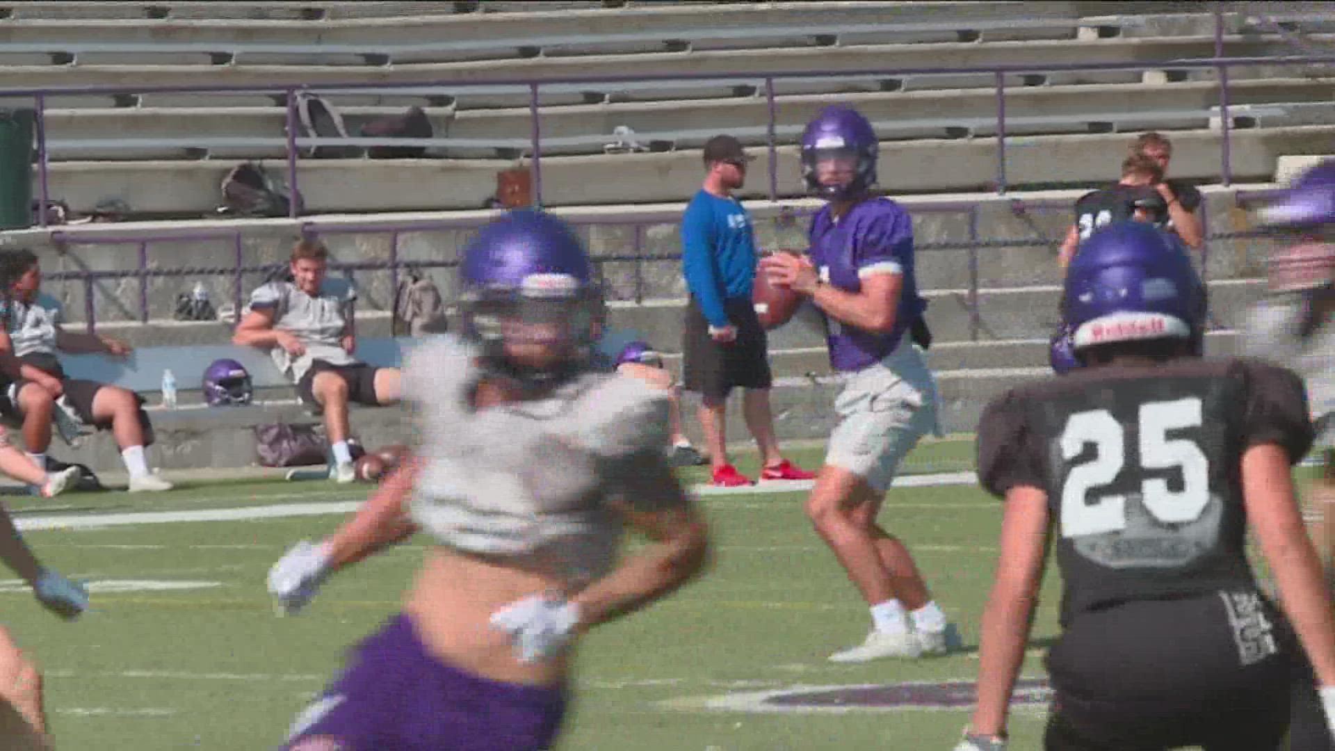 As the season begins, the Yotes have picked two quarterbacks: Ryan Hibbs and Andy Peters.