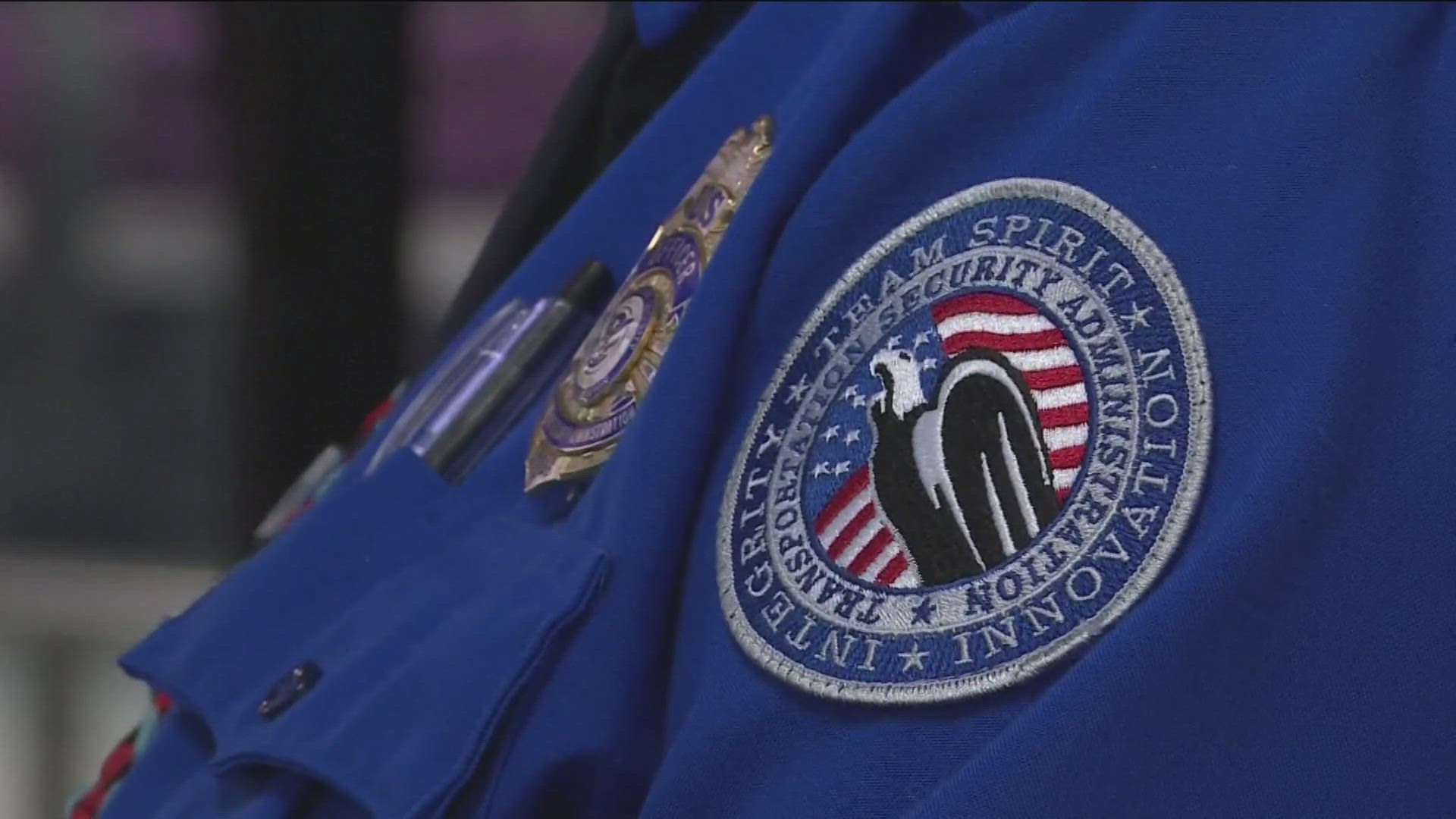 TSA workers to miss first full paycheck as shutdown of DHS continues ...