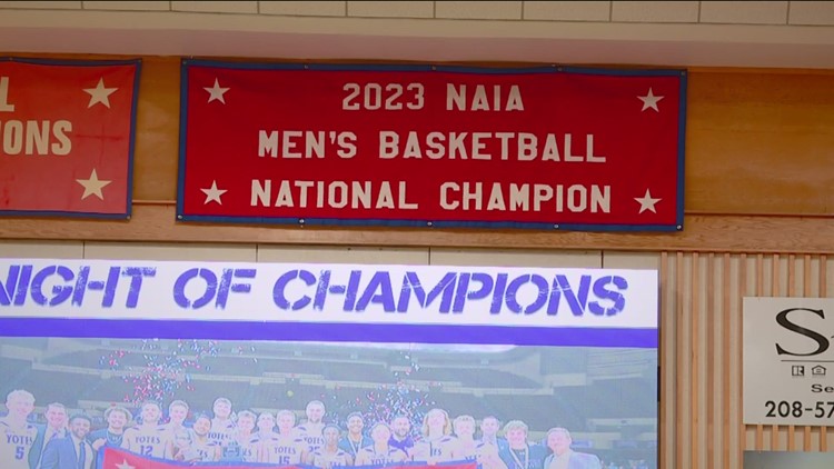College of Idaho unveils 2023 NAIA National Championship banner