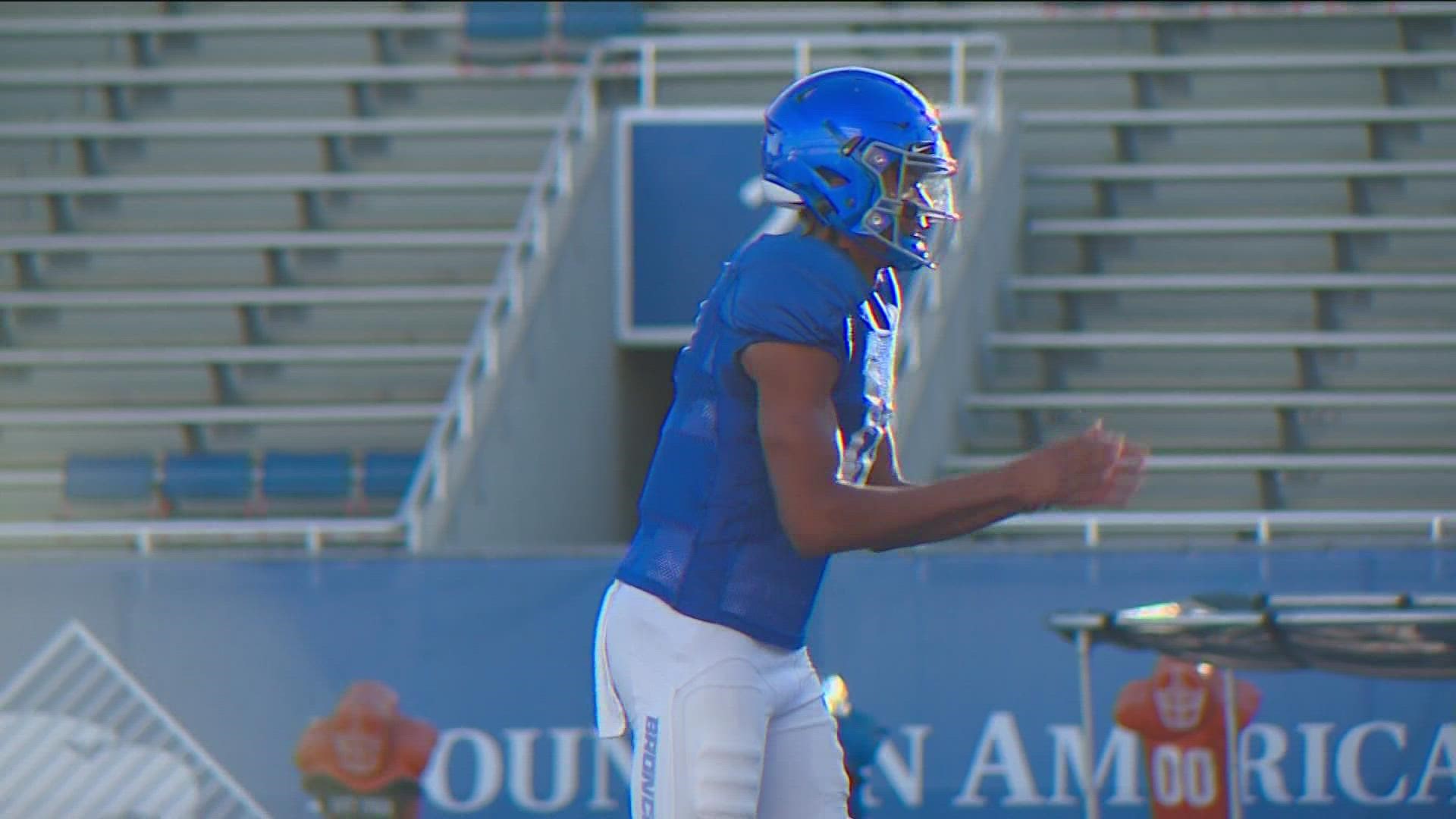Redshirt freshman quarterback Taylen Green will start behind center for Boise State Friday against San Diego State, head coach Andy Avalos said Tuesday.