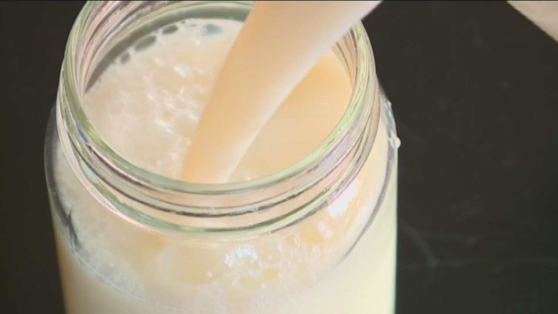 All 18 people afflicted reported having consumed unpasteurized milk, 17 of them having acquired it from Paradise Grove Dairy, located about four hours from Boise.