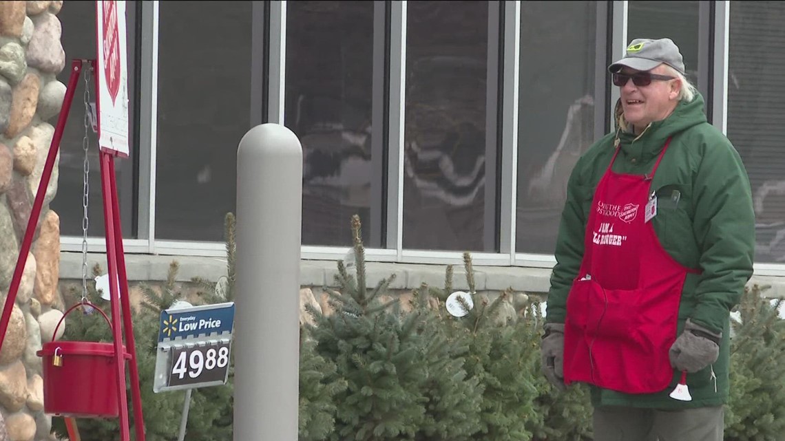 Salvation Army Red Kettle fundraiser behind $10,000 heading to Christmas Eve