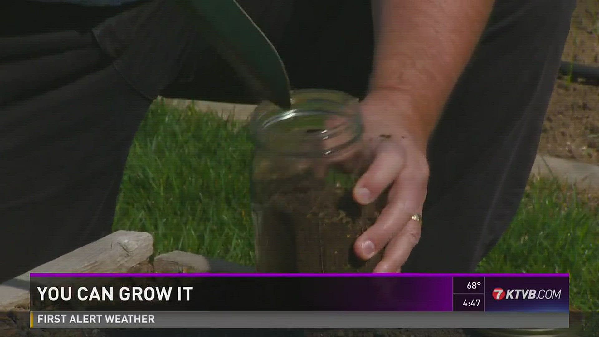 Jim Duthie shows us a simply way to test your soil.