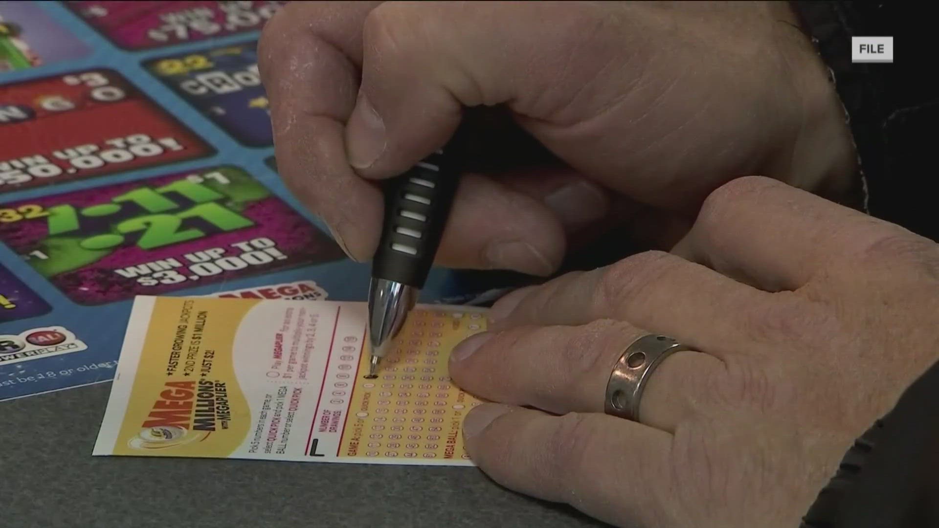 Each drawing without a winner pushes the prize closer to the record $2.04 billion Powerball jackpot that someone in California won last year.