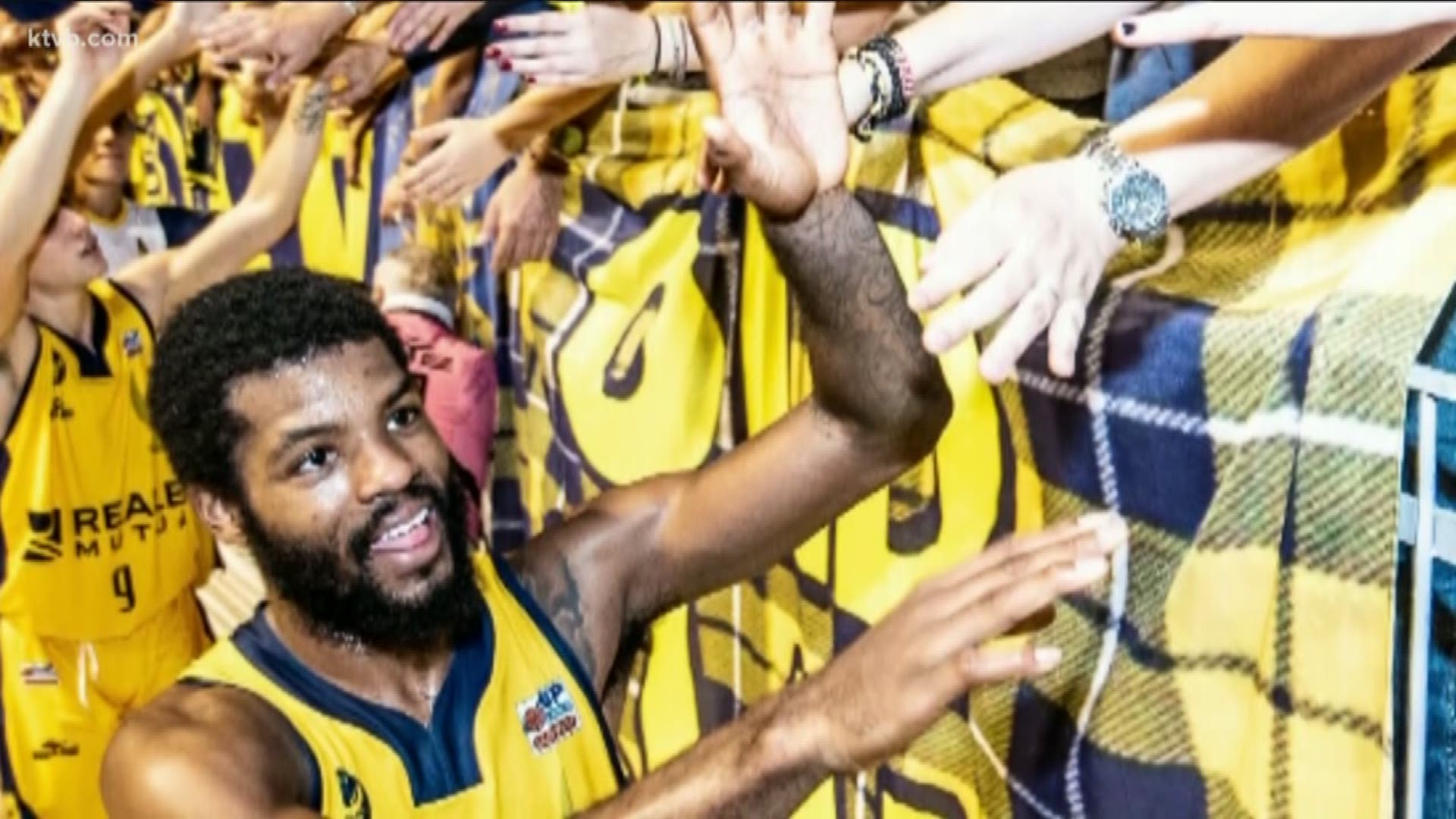 Derrick Marks plays in an Italian basketball league and now is under lockdown because of the coronavirus outbreak.