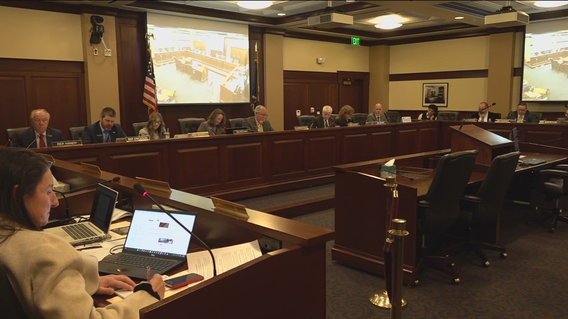 Idaho bill targeting aid to undocumented immigrants stalls in committee for second year