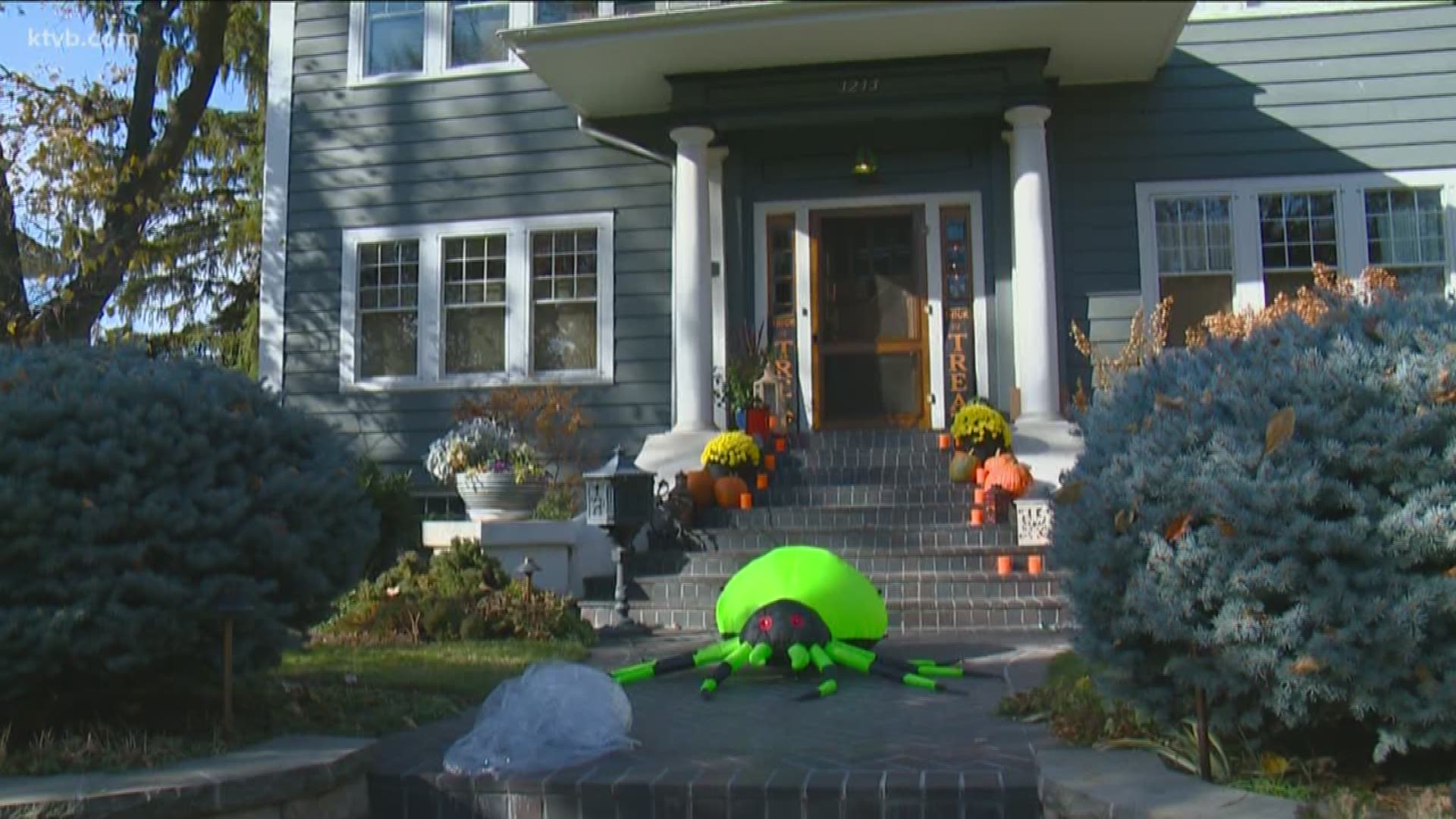 Homeowner Marybeth Flachbart says this year it's going to be the "disco house."
