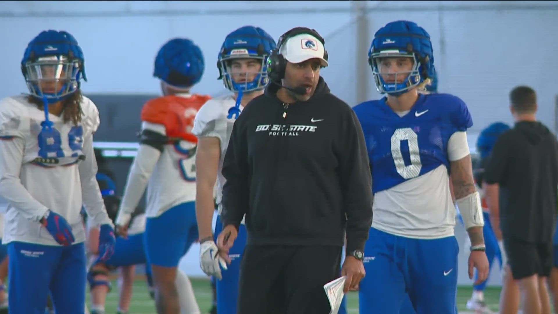 Former Boise State captain Bush Hamdan is leaving his alma mater and going back to the SEC as the new offensive coordinator and quarterbacks coach at Kentucky.