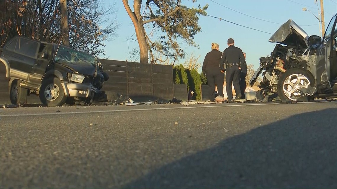 Police Both drivers 'inattentive' in headon Hill Road crash