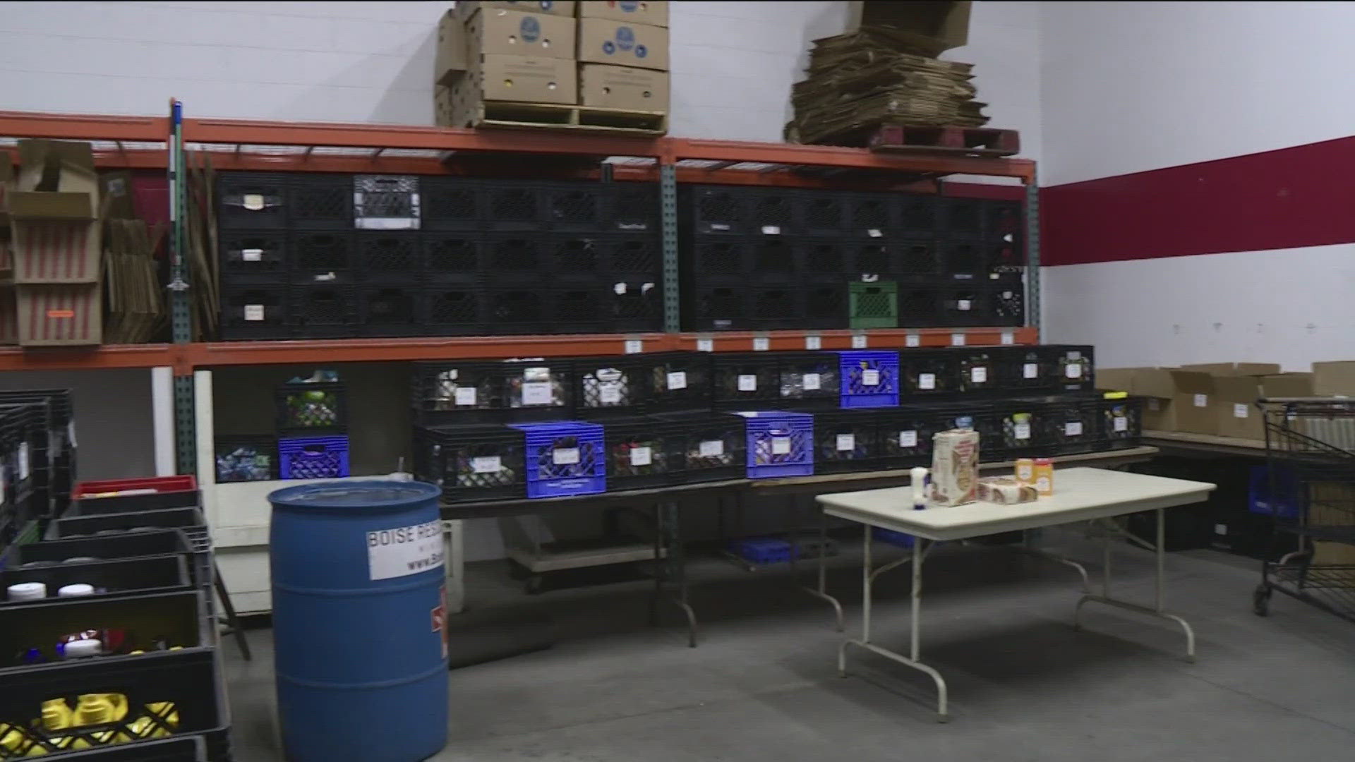 The food drive aims to collect food to support those experiencing food insecurity. 
