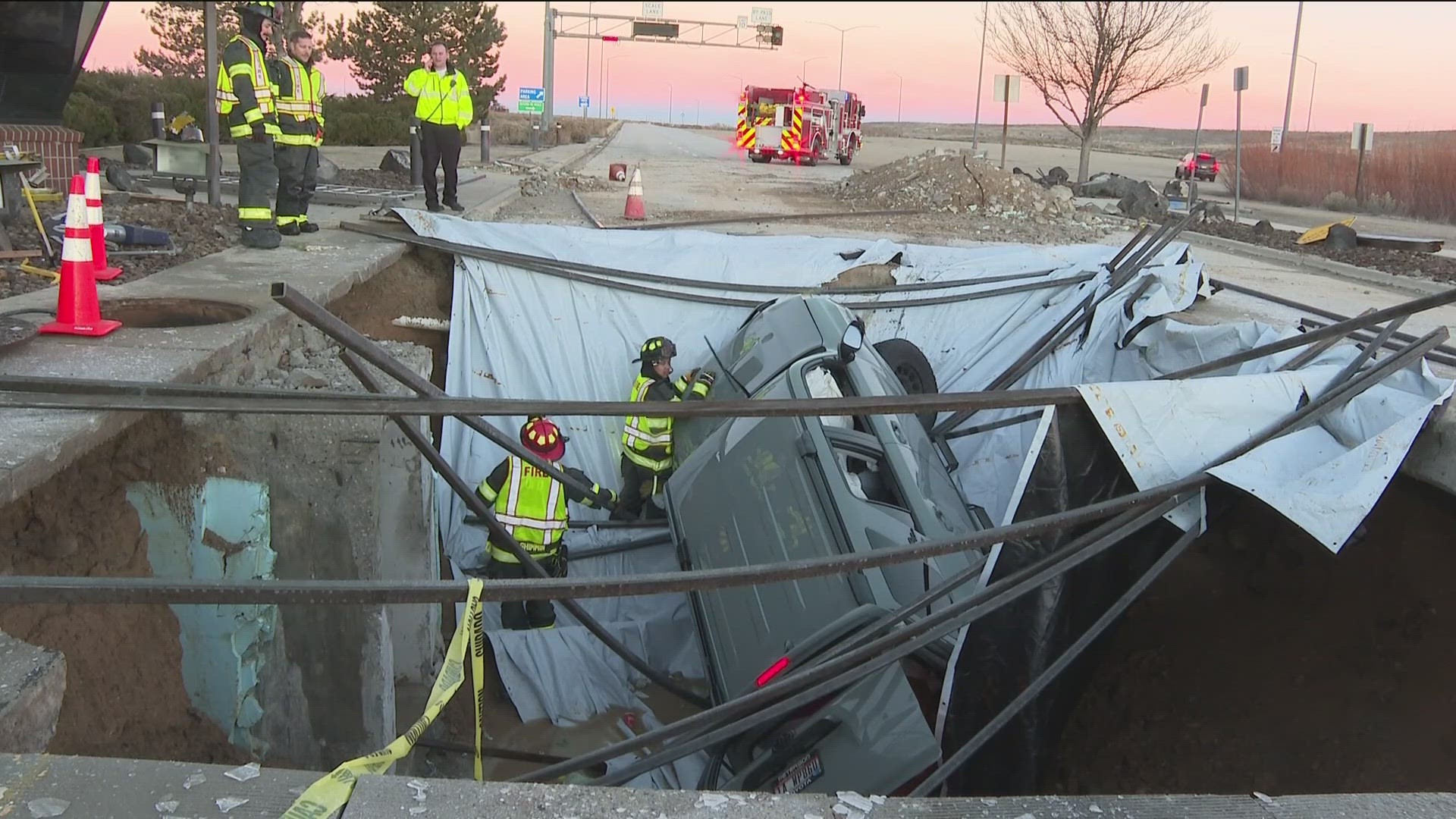 Idaho police chase ends when suspect crashes into massive hole