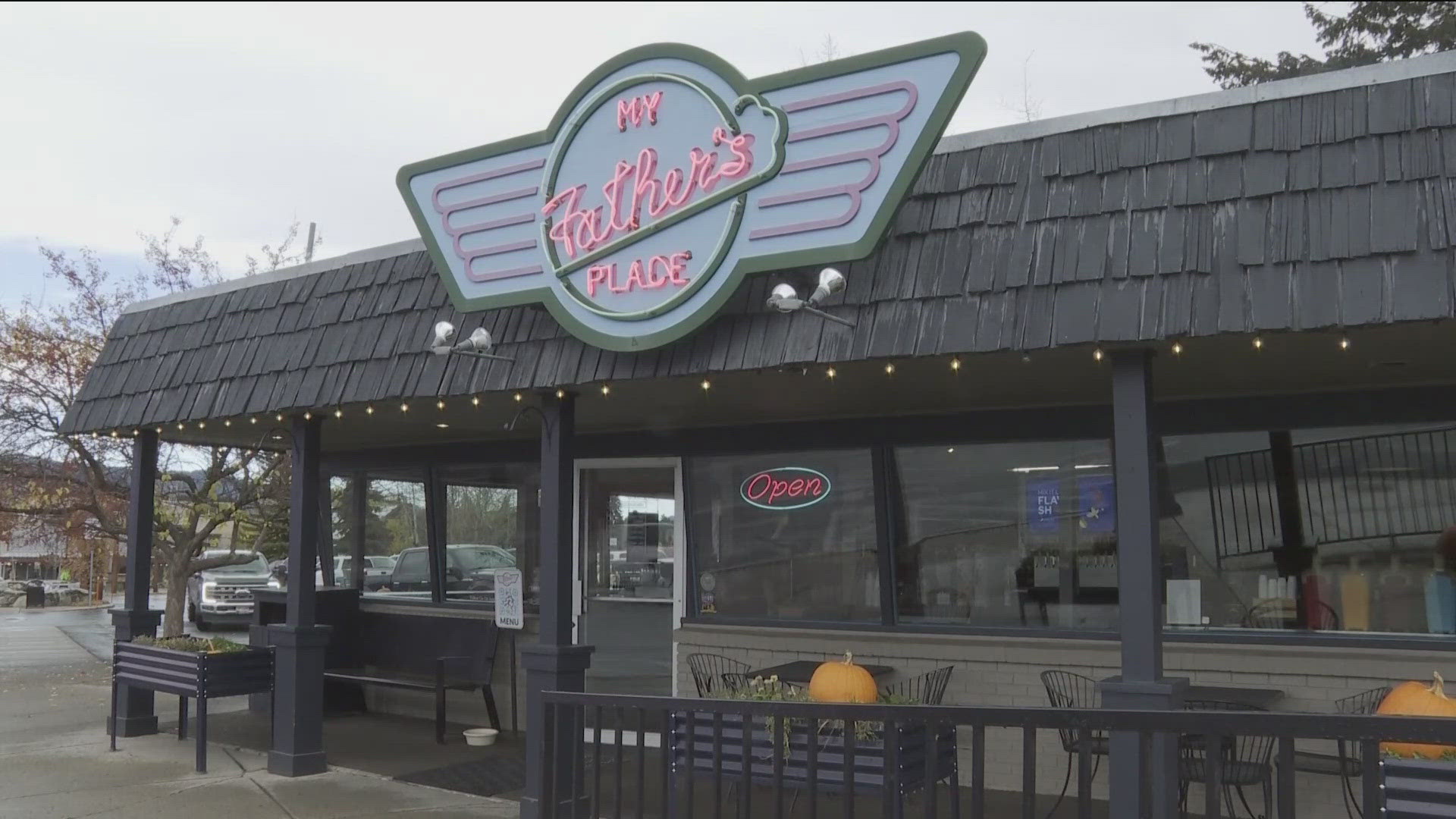 My Father’s Place, a community staple for 36 years, is giving back by offering free meals to anyone affected by SNAP benefit cuts or the government shutdown.