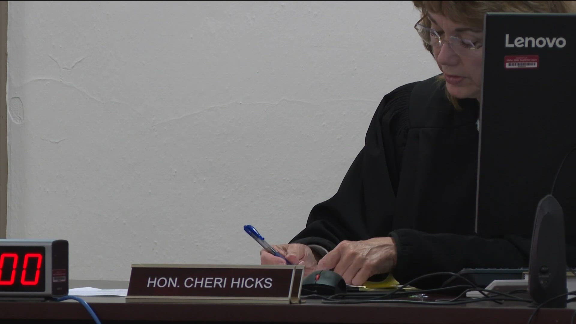 Defense asks to push back preliminary hearing in Youth Center theft case, citing case complexity