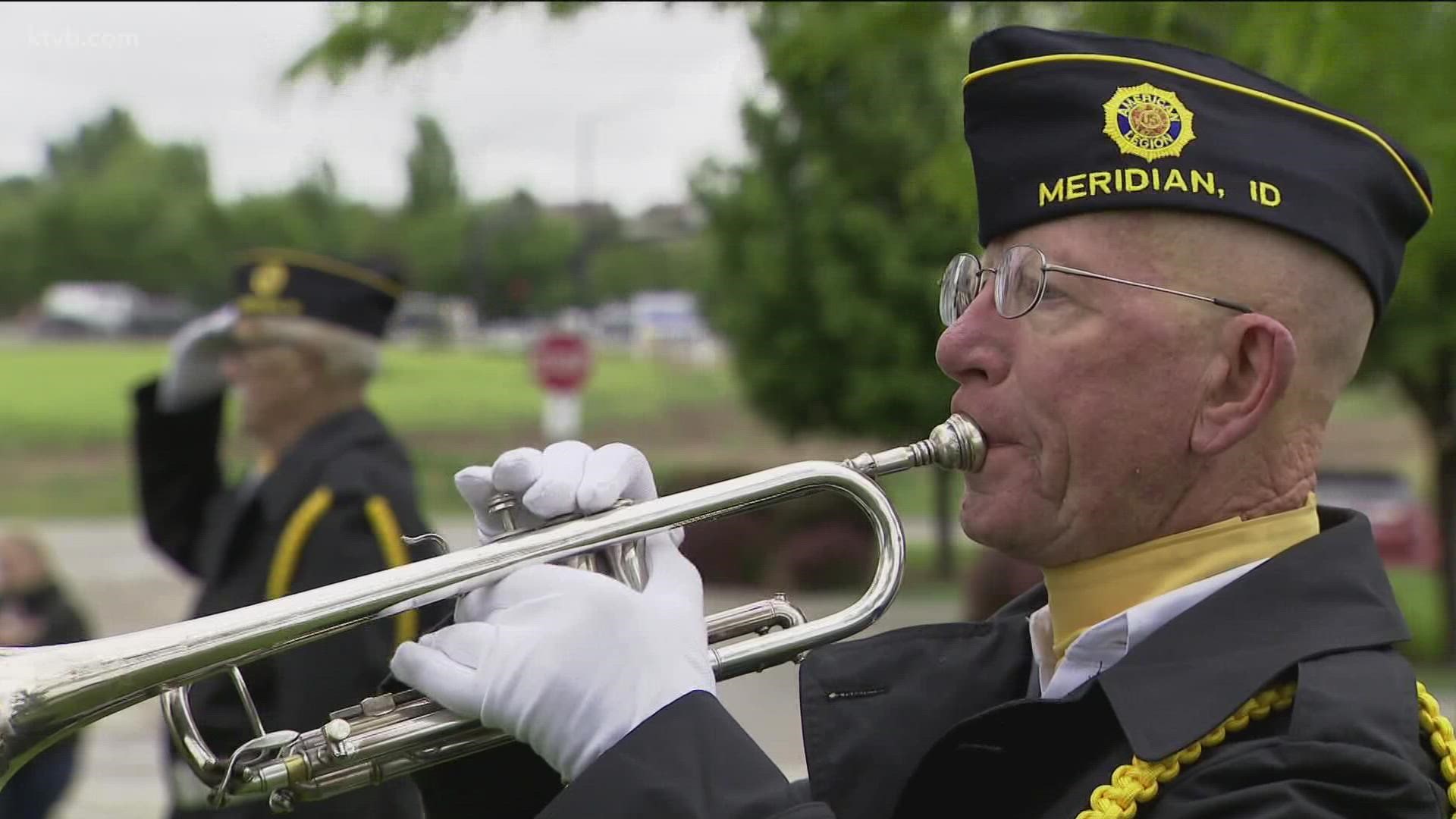 The event featured an address by Mayor Robert Simison, a wreath laying, a rifle salute, the playing of Taps, and the reading of 62 fallen Meridian heroes' names.