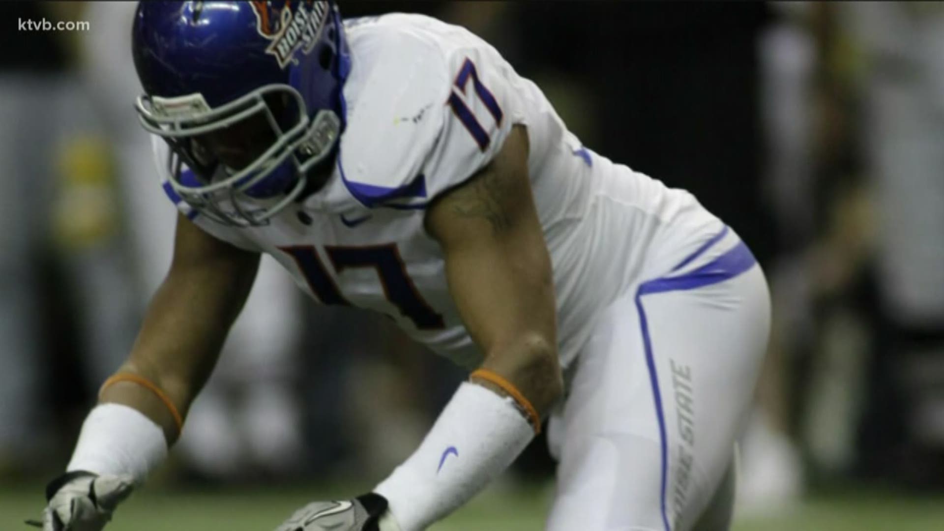 The former Boise State and NFL linebacker fills the Broncos' last coaching vacancy.