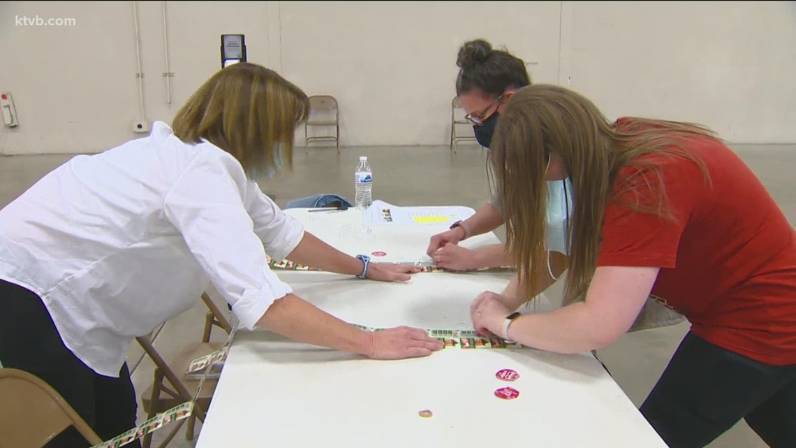 Teachers scratch lottery tickets to raise money for Idaho schools - Vimarsana News