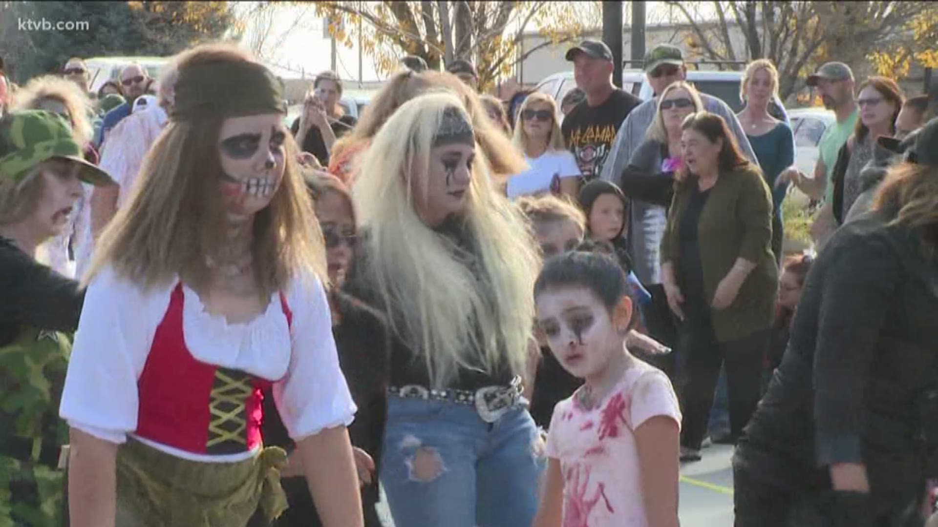 On Saturday, October 27, 2018, in Boise, Idaho, dozens of people lived their dream of performing the "Thriller" dance, as seen in the classic Michael Jackson video.