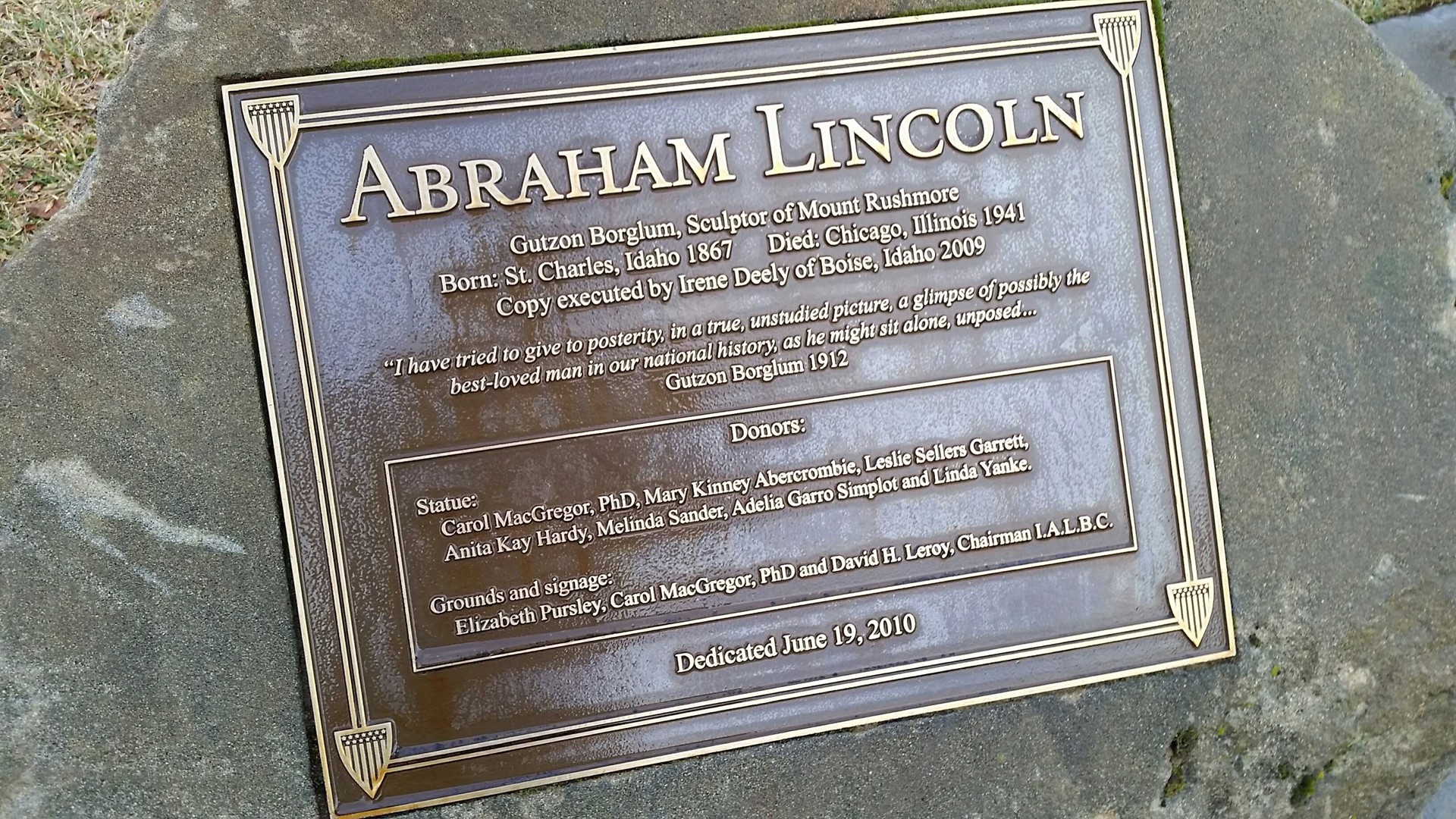 Man charged with vandalizing Boise's Lincoln statue