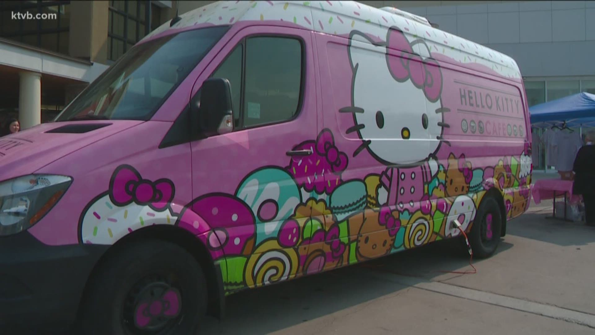 Hello Kitty Cafe Truck - Kirbie's Cravings