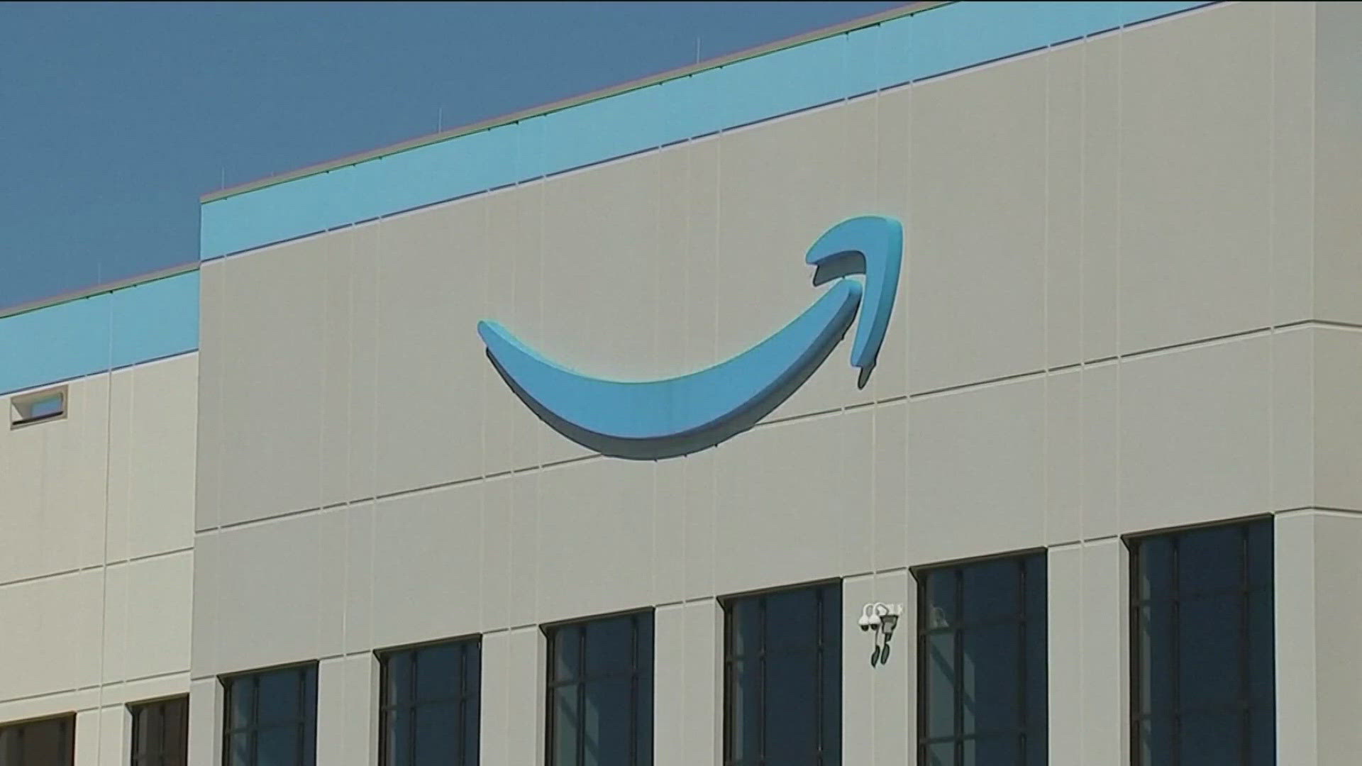 The company hopes to provide same-day grocery delivery services to all of its Amazon Prime members after successful trial runs in several regions.