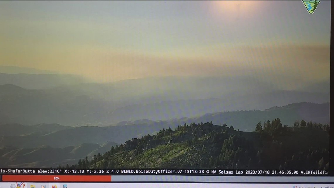 Goldrun Fire threatening buildings near Ola, Idaho