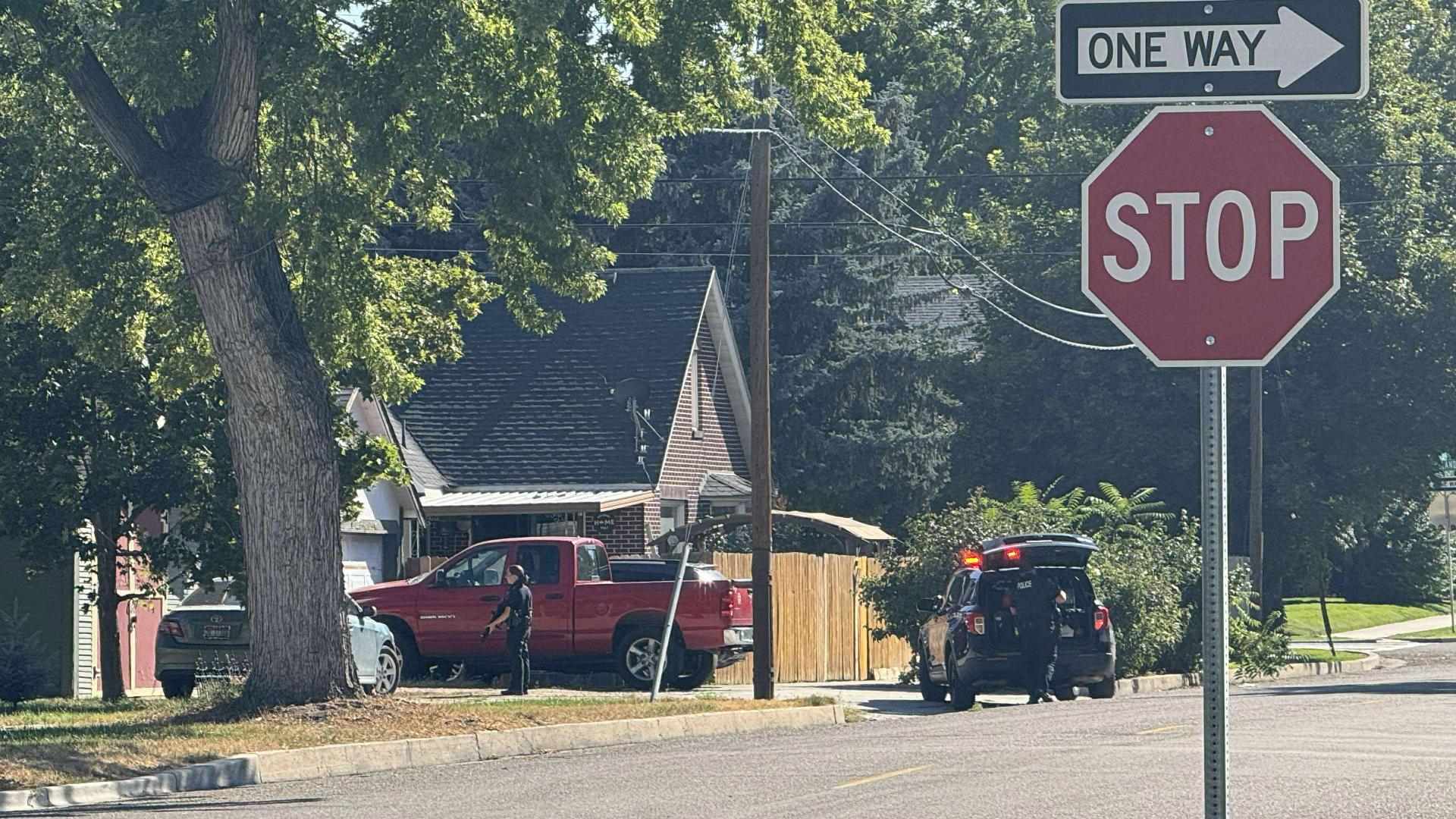 Man arrested after 18-year-old found dead in Caldwell home, police say ...