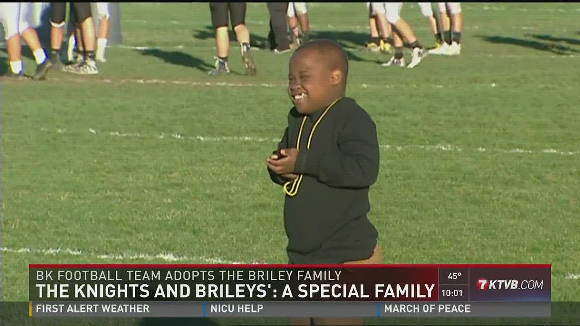 bishop-kelly-football-team-embraces-boy-with-special-needs-ktvb
