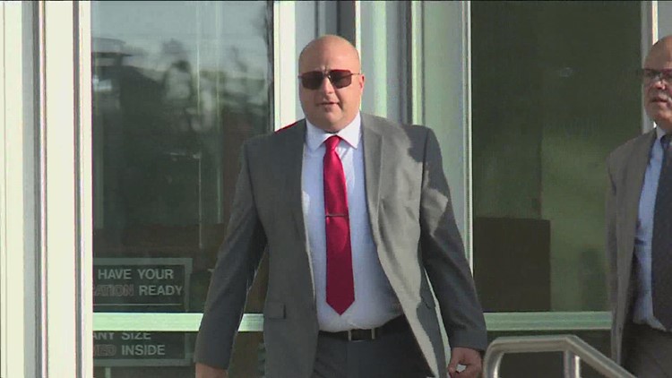 Joseph Hoadley trial: Jury begins deliberating