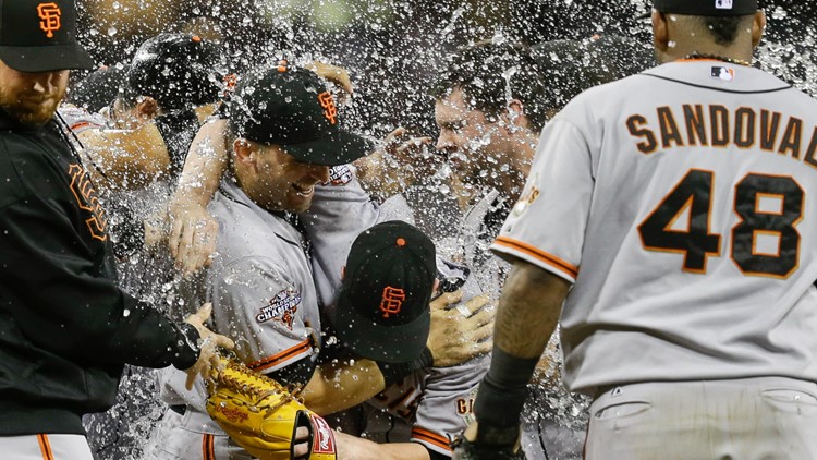 2014 World Series: Tim Lincecum of San Francisco Giants says back 'pretty  stiff' - ESPN