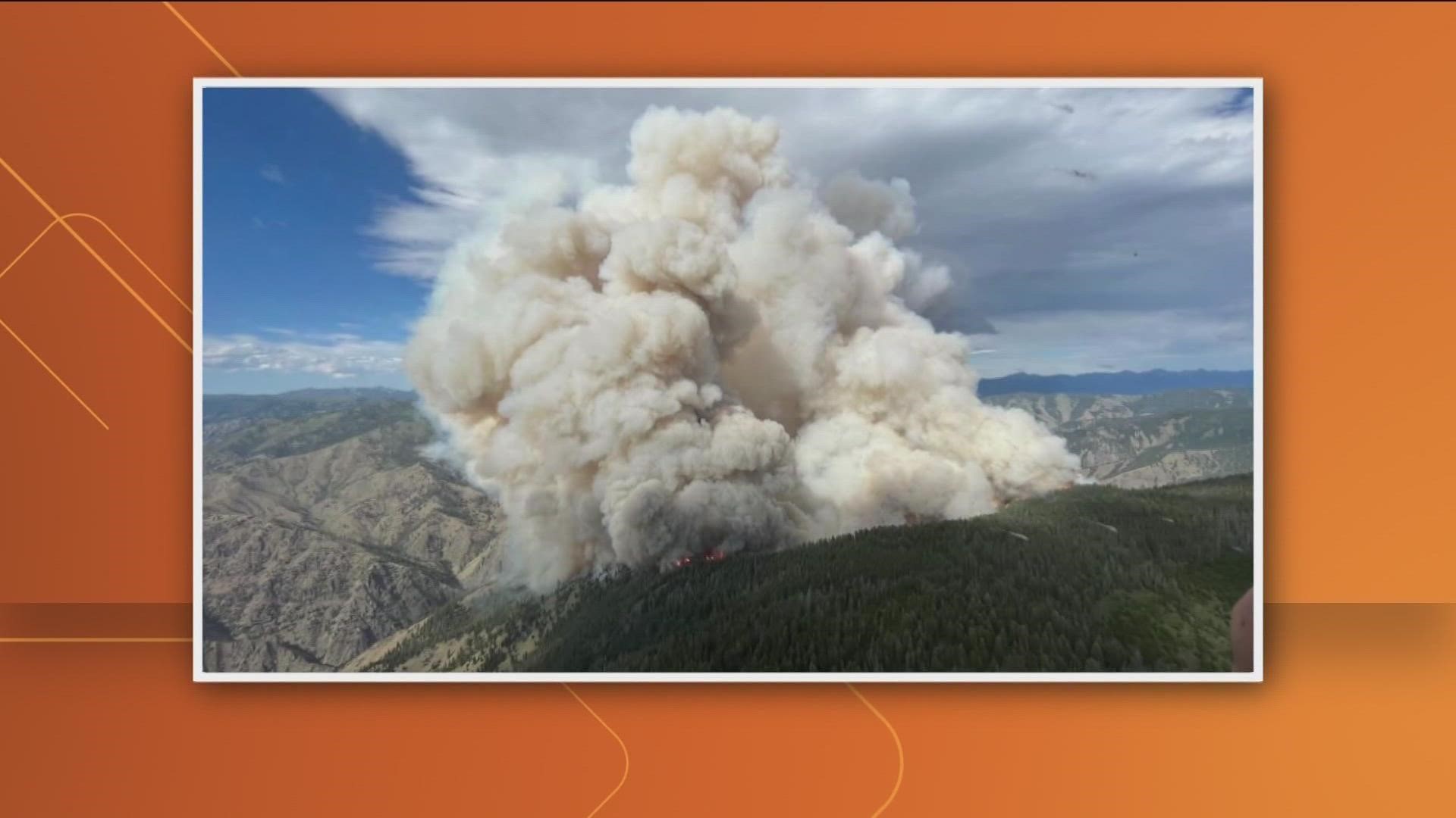 Helicopter fighting Moose Fire crashes with two pilots on board near