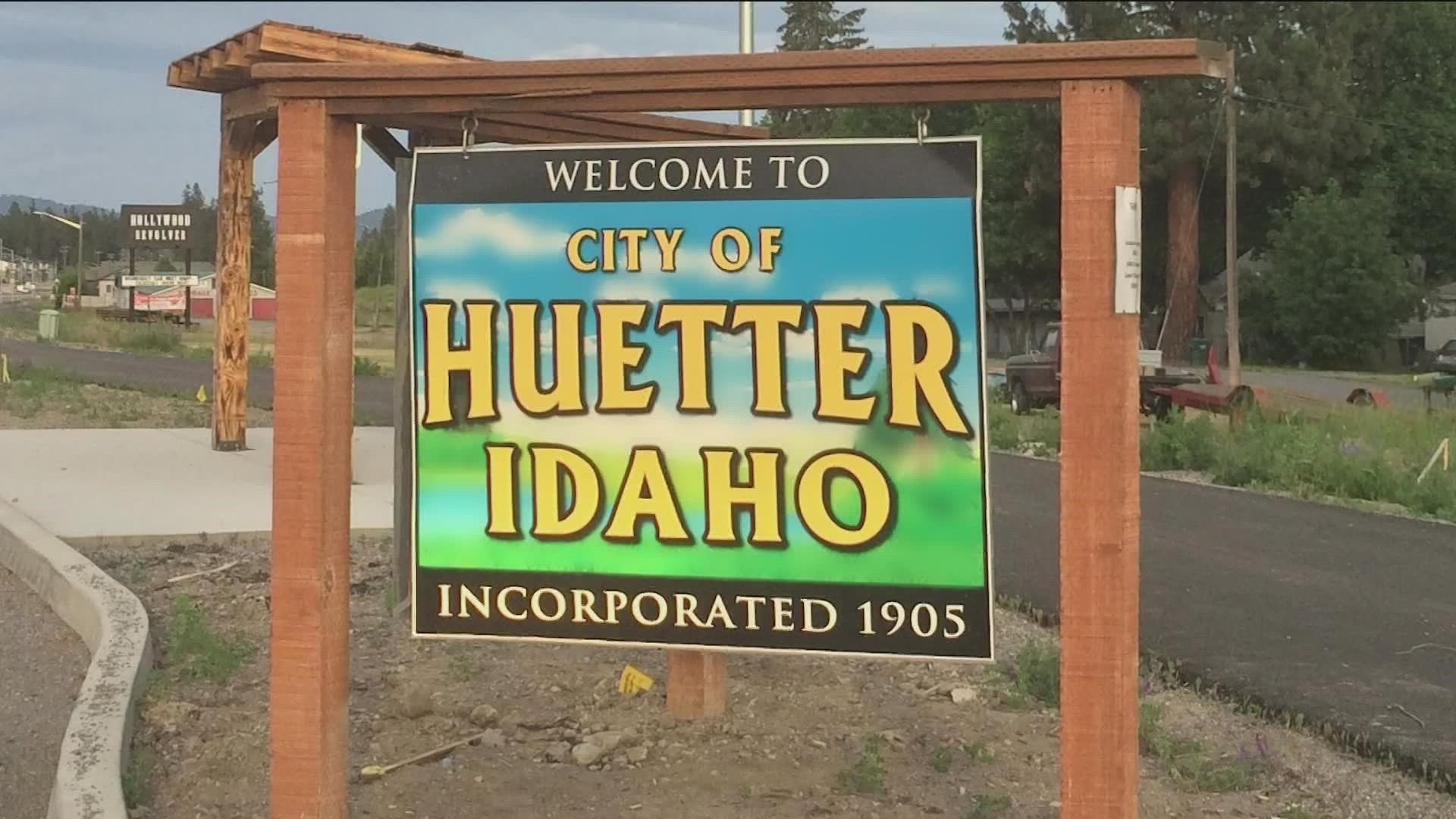 After being told Idaho's smallest city did not have a mayor, KTVB was able to track down its elusive mayor and ask him some questions.