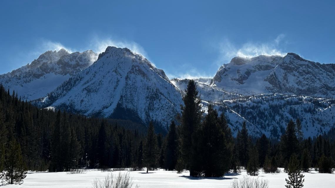 Sawtooth Avalanche Center reports high danger in Idaho mountains following winter storm, encourages caution