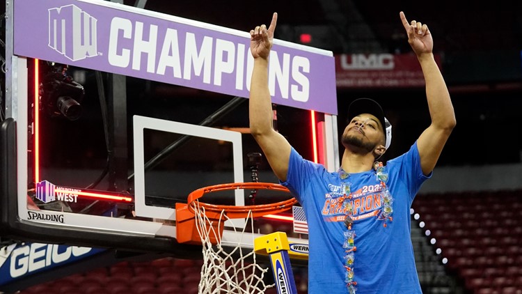 The Victory Boise State Broncos 2022 Men's Basketball Mountain