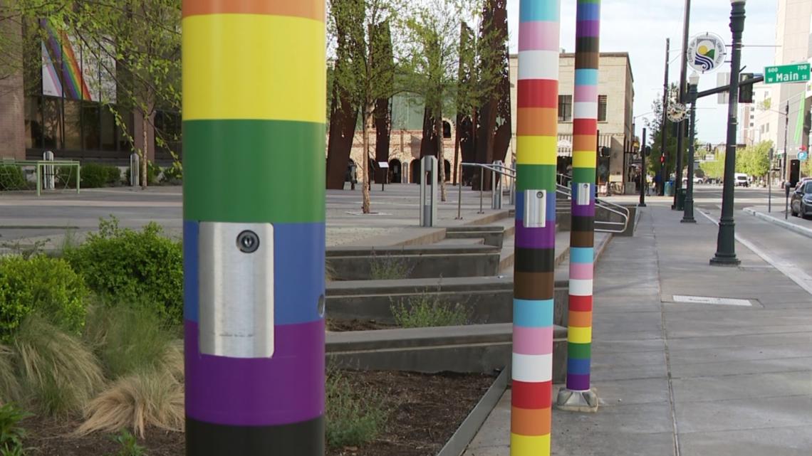 Boise City Hall displays Pride colors after new flag ban