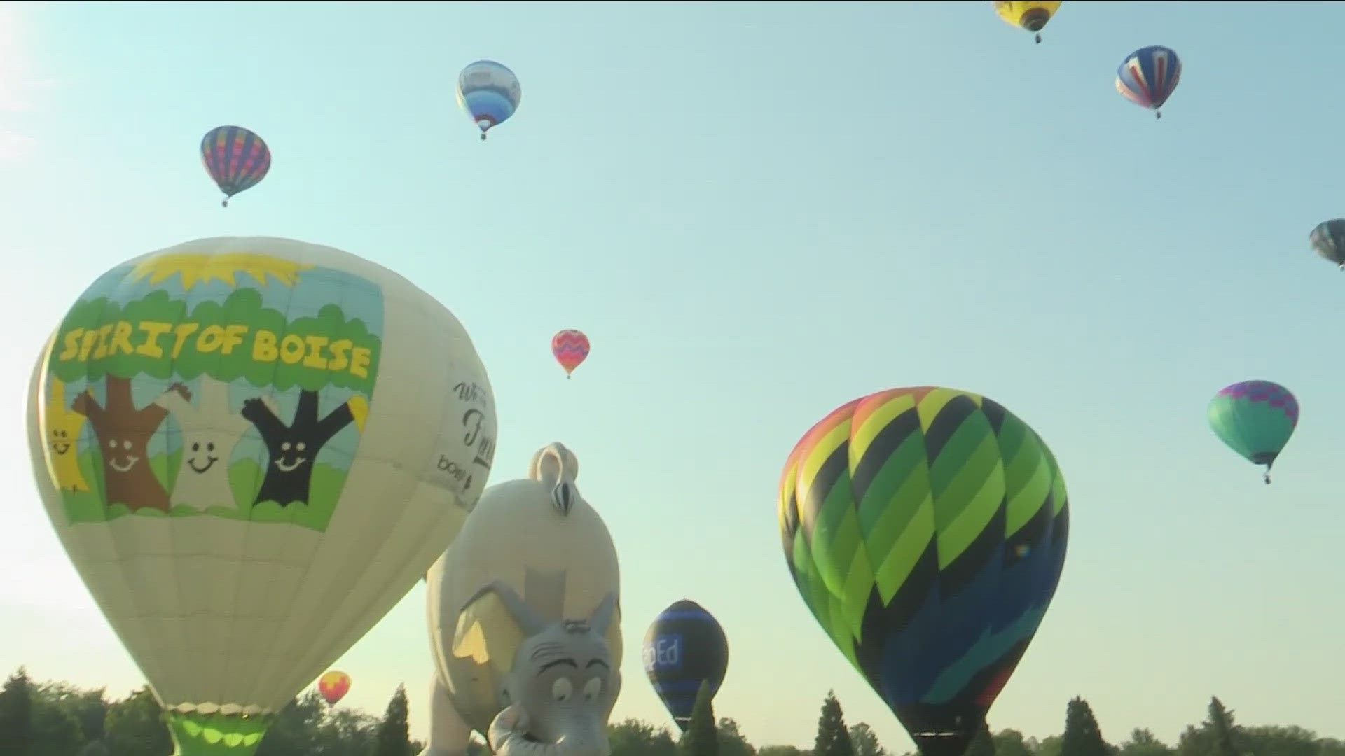 KTVB's Tyson White says pilots are experiencing perfect conditions for the 34th annual Spirit of Boise Balloon Classic.