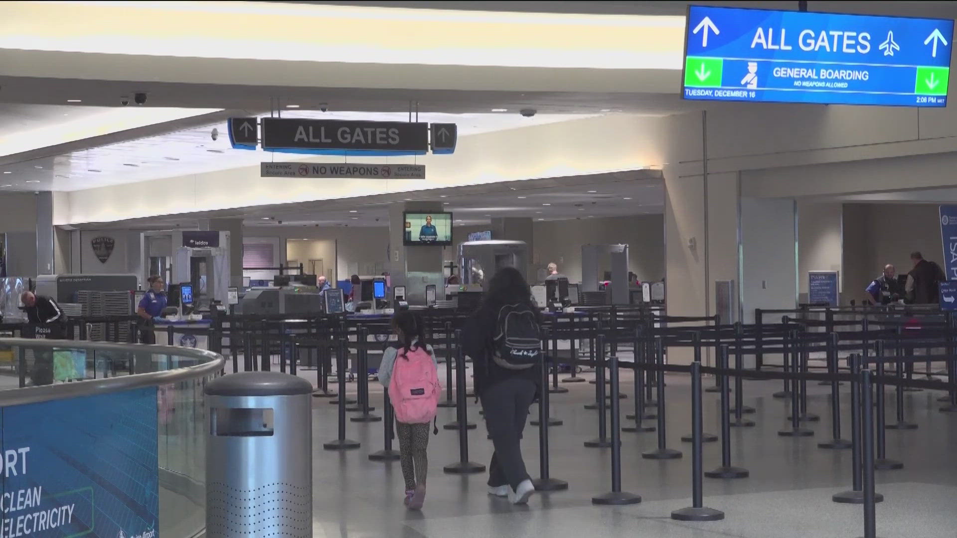 Boise Airport urges travelers to plan ahead as holiday rush begins ...