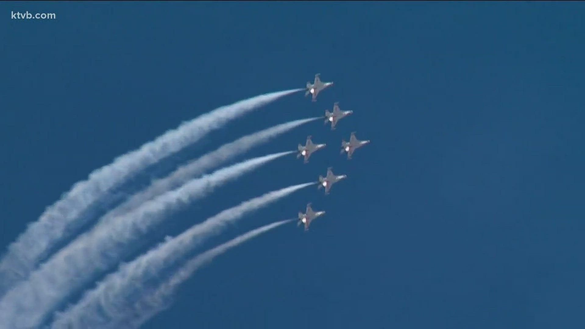 Tens of thousands of people turned out for the fist air show at Gowen Field in more than 20 years.