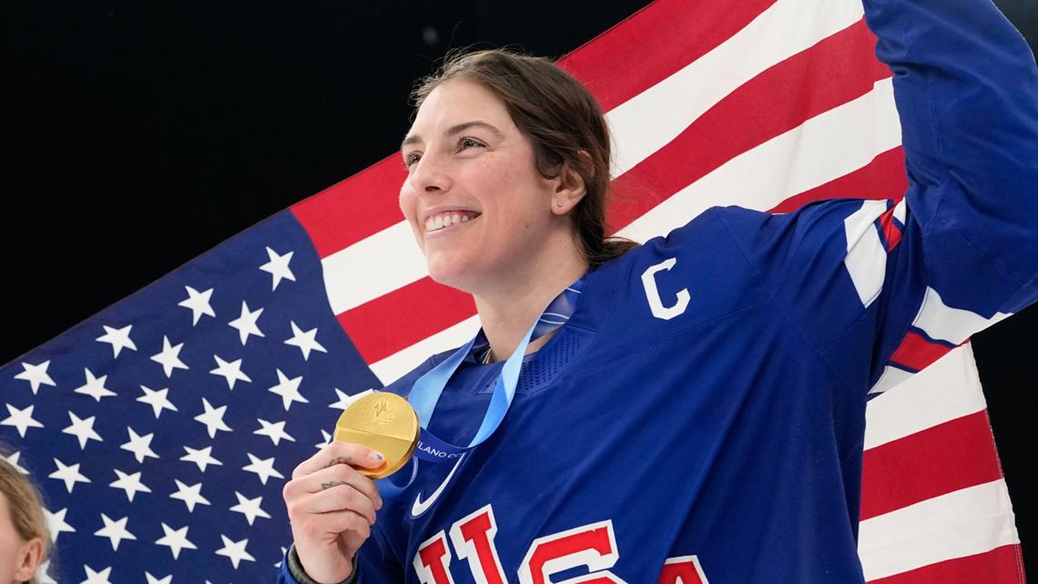 Idaho's own Hilary Knight makes appearance on SNL