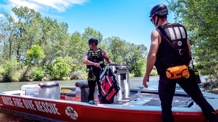 Boise Fire Dive Team makes 14 rescue assists on first day of river float season