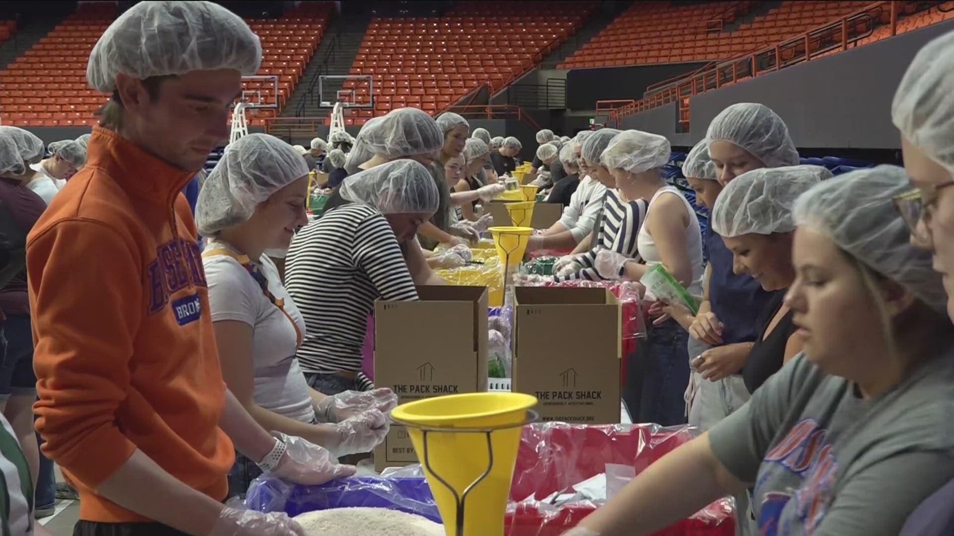 Boise State students and volunteers packed the arena for the event. 