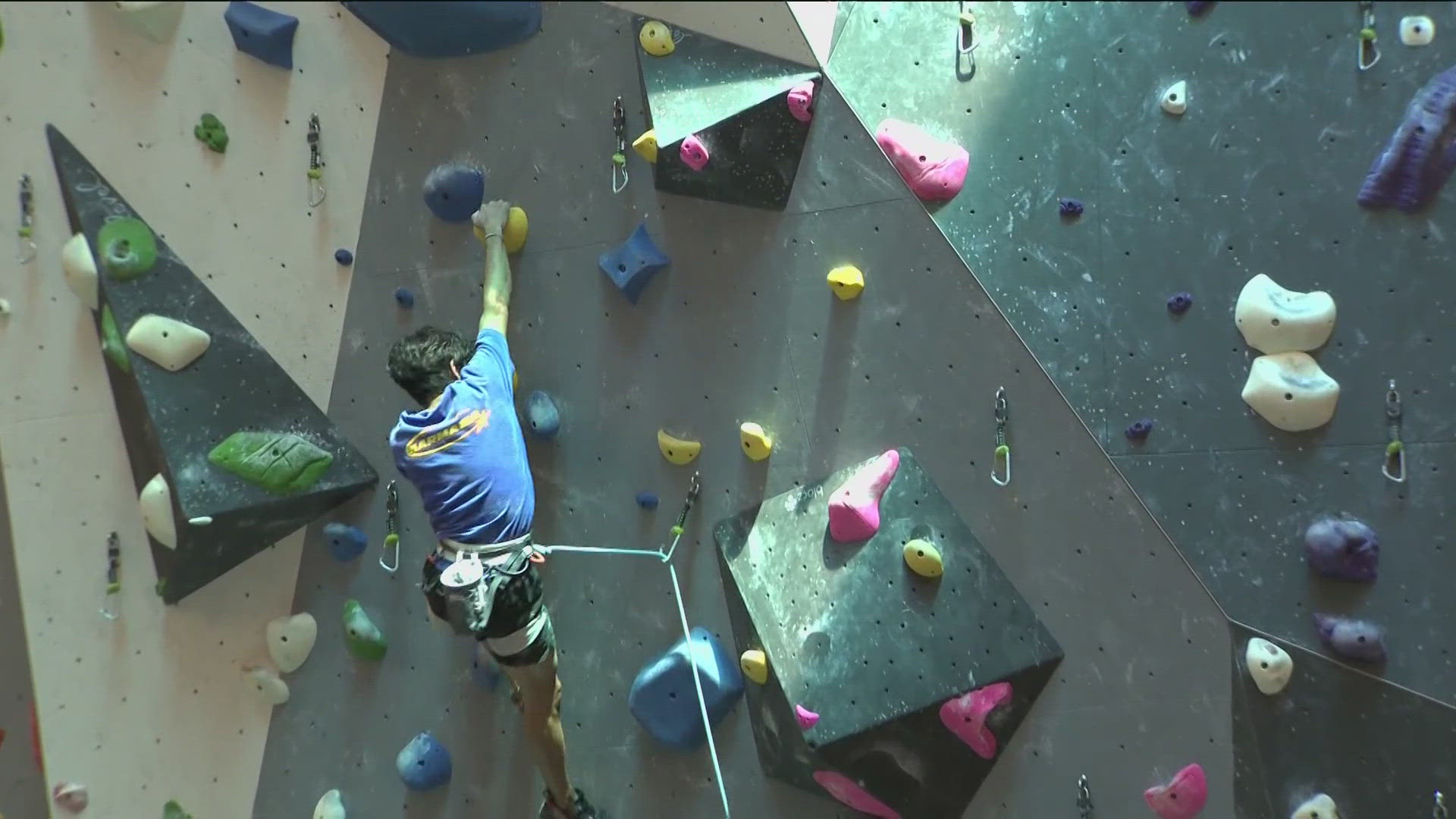 For the first time, speed climbing will be a separate medal in the 2024 Paris Olympics. KTVB's Brady Frederick meets with local climbers to try it out.