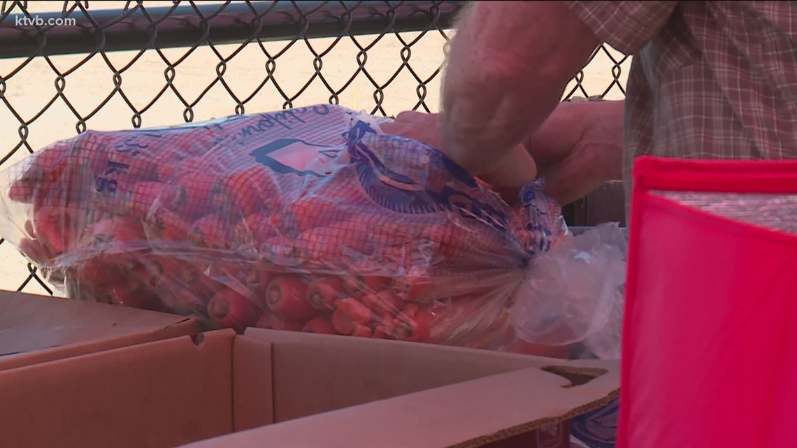 Salvation Army hosts produce giveaway for Idaho families